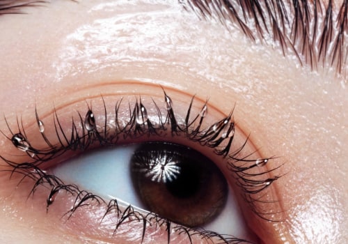 How many eyelash extensions fall out a day?
